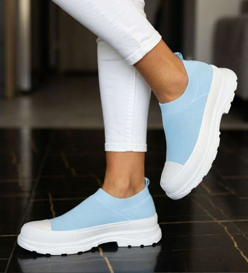 Błękitne trampki na platformie wsuwane /E1-3 18746 T7/