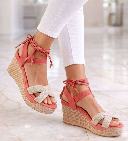 Koralowe sandały na koturnie i platformie /C3-2 14063 S243/