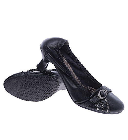 Czarne czółenka damskie na niskim obcasie /D8-3 14716 T132/