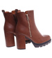 Karmelowe botki damskie na grubym obcasie /B6-2 18402 G284/