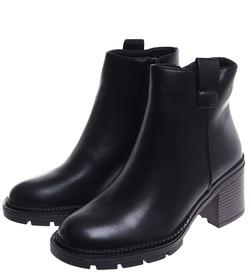 Czarne botki damskie na grubym obcasie /D2-2 18252 W482/