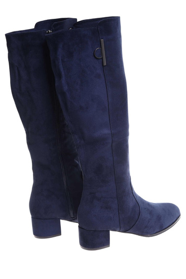 Granatowe ocieplane kozaki damskie na niskim obcasie /B4-1 18459 T582/