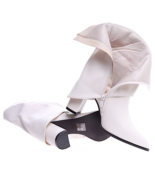 Damskie kozaki na obcasie beżowe /A6-1 14740 S895/