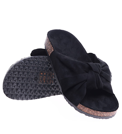 Czarne klapki damskie /F3-3 14463 T297/