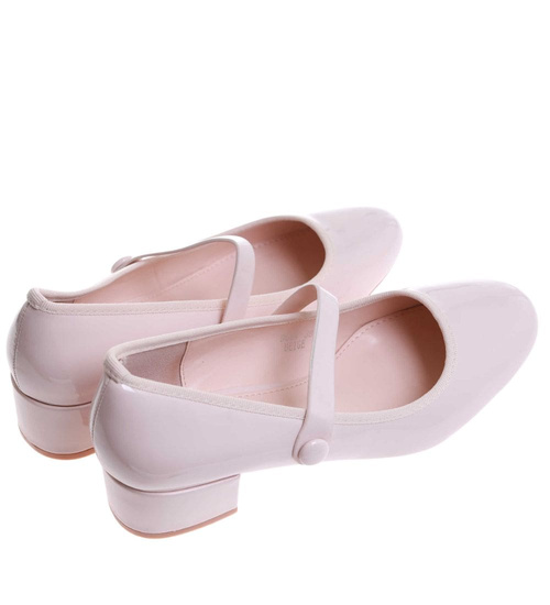 Beżowe czółenka z paskiem na niskim obcasie /C1-3 17732 W182/