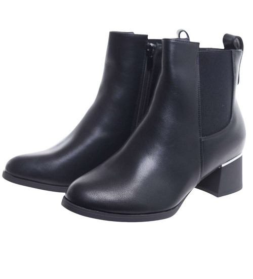 Czarne klasyczne botki na niskim obcasie /G11-3 18299 T488/