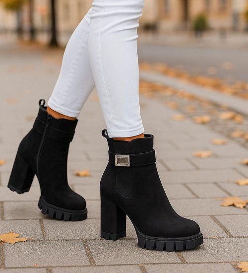 Czarne botki damskie na obcasie słupku /F7-2 18298 T388/