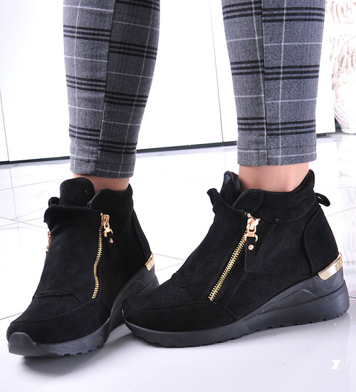 Czarne sneakersy damskie na koturnie /B5-3 12816 T891/