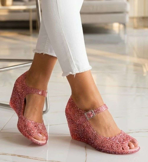 Plażowe sandały meliski na koturnie Ciemny Róż otwarte /H2 14569 T890/