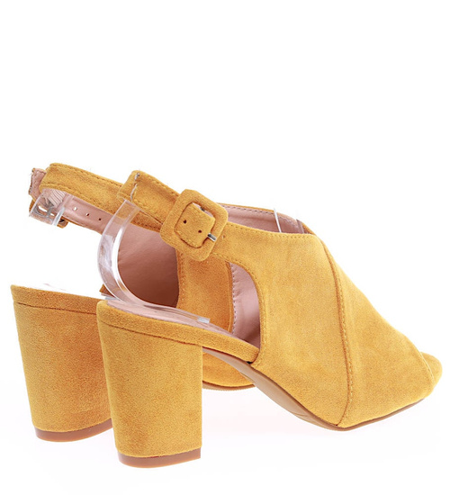 Zamszowe żółte sandały na obcasie /G10-3 16125 T242/