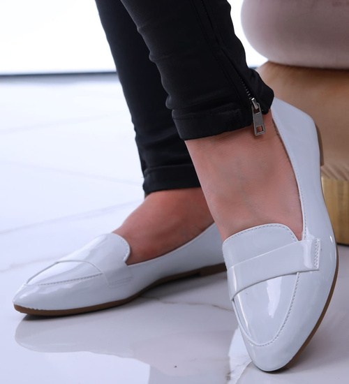 Białe baleriny damskie lakierowane /F3-2 13418 T191/