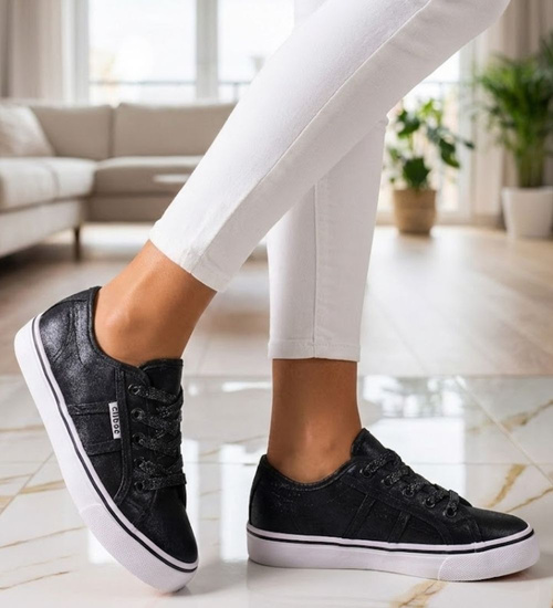 Sznurowane czarne trampki slip on /B5-1 11711 T191/