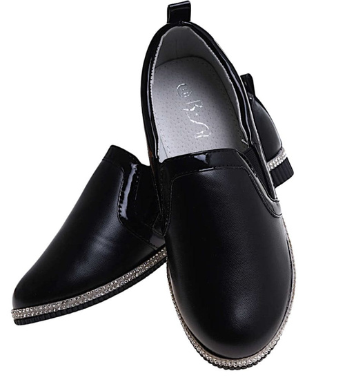 Czarne półbuty dziewczęce /A4-2 11278 S192/