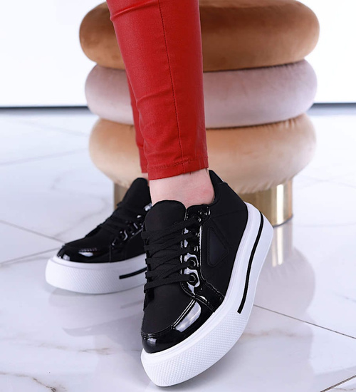 Czarne damskie trampki na platformie /B2-3 13515 S295/