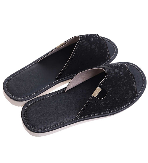 Czarne domowe klapki kapcie /D8-1 16205 S165/