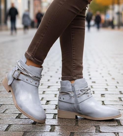 Srebrne damskie botki z wyciętą cholewką /D3-3 18515 T198/