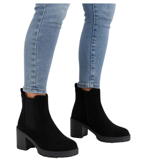 Czarne ocieplane botki na obcasie /A6-1 18173 T434/