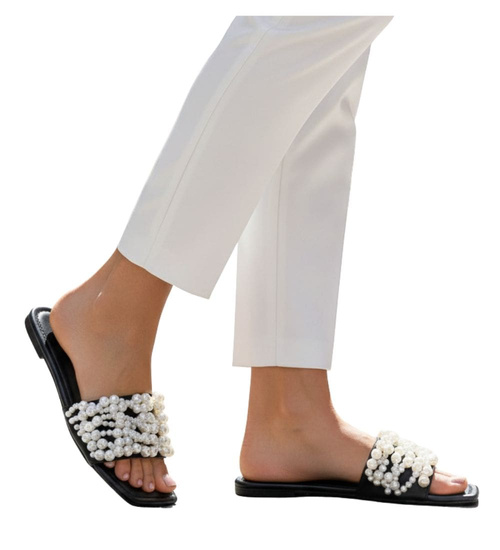 Czarne damskie klapki z perełkami /G8-2 12151 T192/