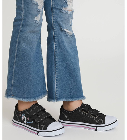 Czarne dziewczęce trampki na rzepy /E10-2 18112 200/