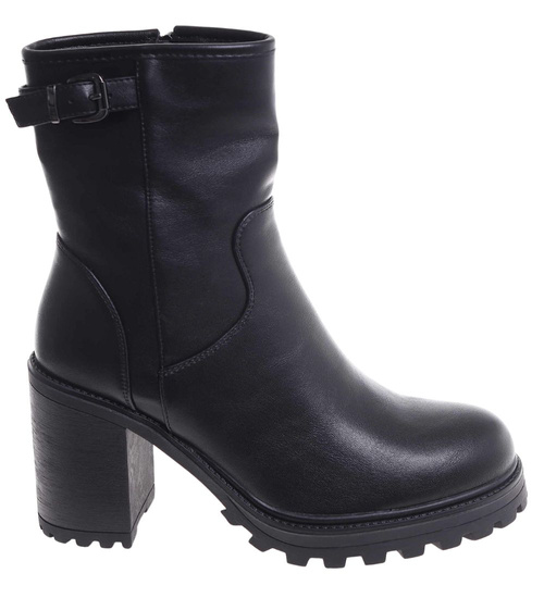 Czarne botki zimowe na grubym obcasie /E8-1 18558 G388/