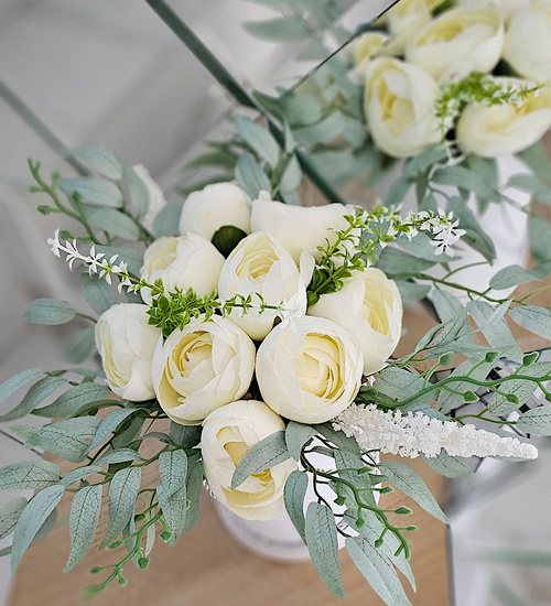 Flower box- śliczne róże w pudełku na prezent /FL45A M313/