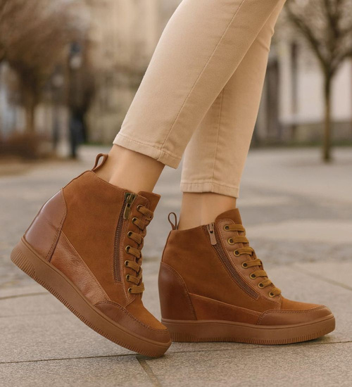 Czekoladowe trampki snekaersy na koturnie /i5-4 h2 18493 W12-3/