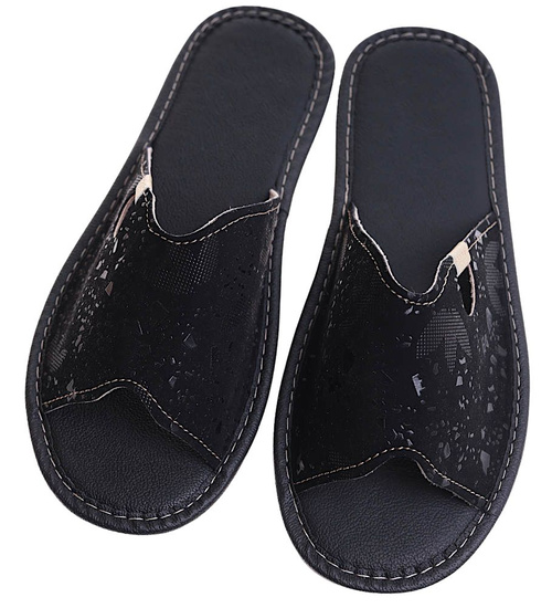 Czarne domowe klapki kapcie /D8-1 16205 S165/