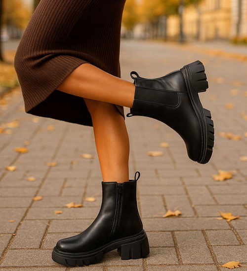 Czarne botki damskie na platformie /d9-1 18337 W283/