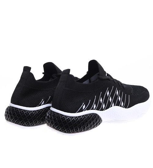 Czarne wsuwane buty sportowe z białymi dodatkami /B5-3 15905 T192/