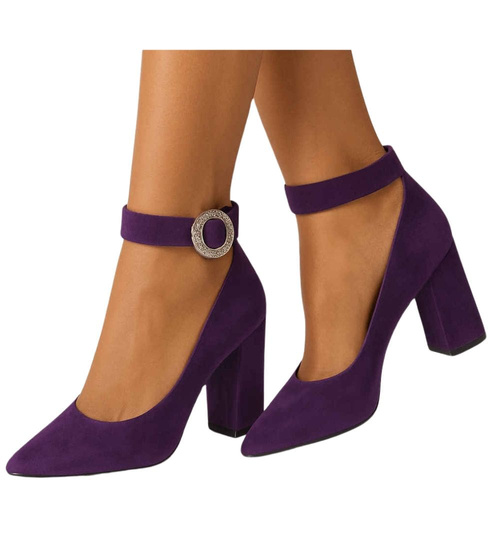 Fioletowe czółenka z paskiem na słupku /E10-3 17833 G158/