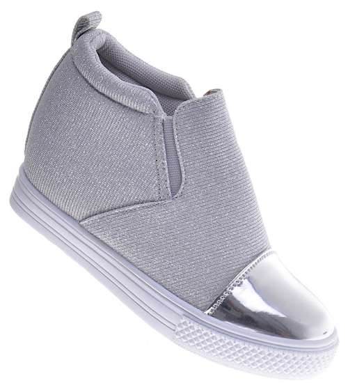 Dziewczęce trampki na niskim koturnie SREBRNE /B1-3 4300 S174/