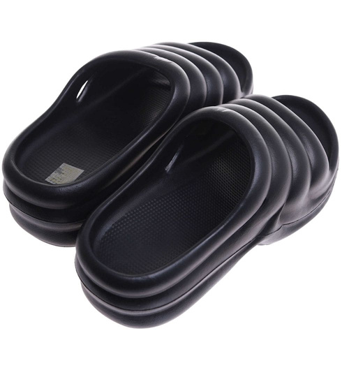 Plażowe czarne klapki basenowe na platformie /G2-1 17702 G181/