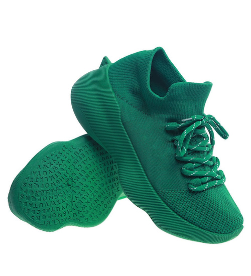 Zielone buty sportowe na niskim koturnie i platformie /G4-3 13511 T236/