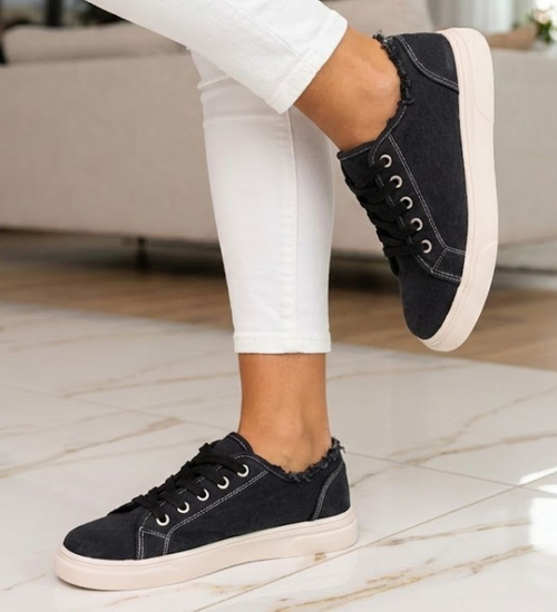 Czarne materiałowe trampki damskie /D2-1 16179 T190/