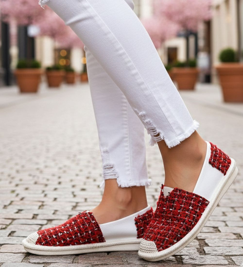 Wsuwane wiosenne buty espadryle /G6-2 15677 T07-4/