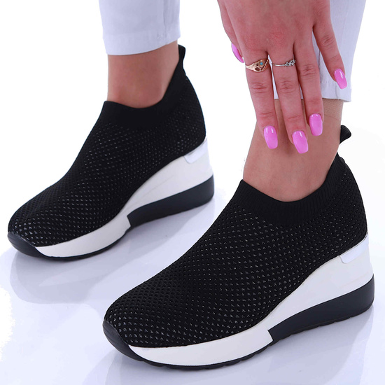 Czarne trampki na niskim koturnie /F6-3 17319  T284/