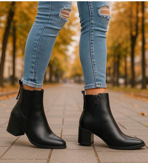 Klasyczne damskie botki na niskim obcasie Czarne /G13-3 18382 W484/