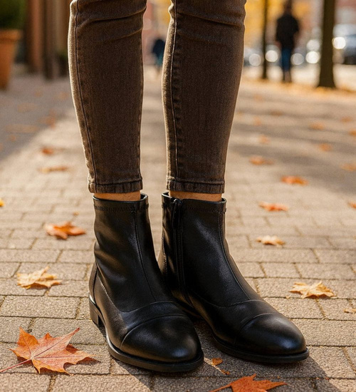 Czarne botki saszki na płaskim obcasie /E7-3 16868 T107/