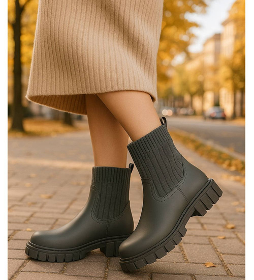 Botki dziewczęce wsuwane oliwkowe ocieplane /F7-3 18367 T188