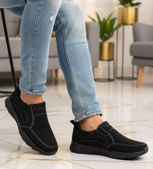 Wsuwane czarne męskie buty sportowe /C2-3 17433  T484/