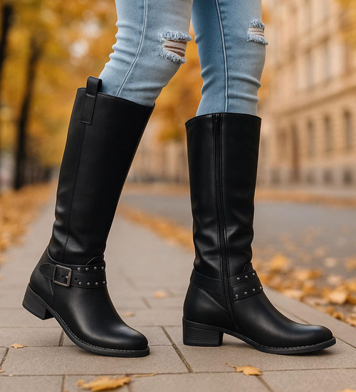 Ocieplane czarne kozaki damskie na niskim koturnie /J5-3 H2 15322 T386/