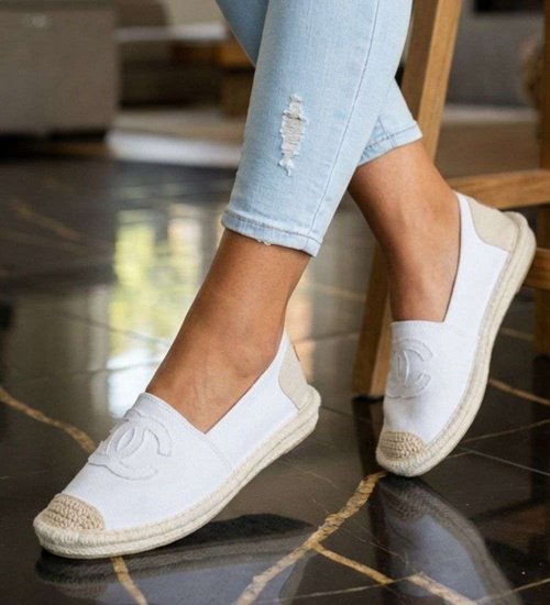 Materiałowe białe półbuty espadryle /E6-2 18724 T283/