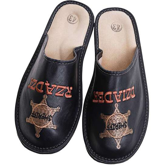 Skórzane kapcie męskie na prezent Dziadek Rządzi /C1-1 6642 S196/