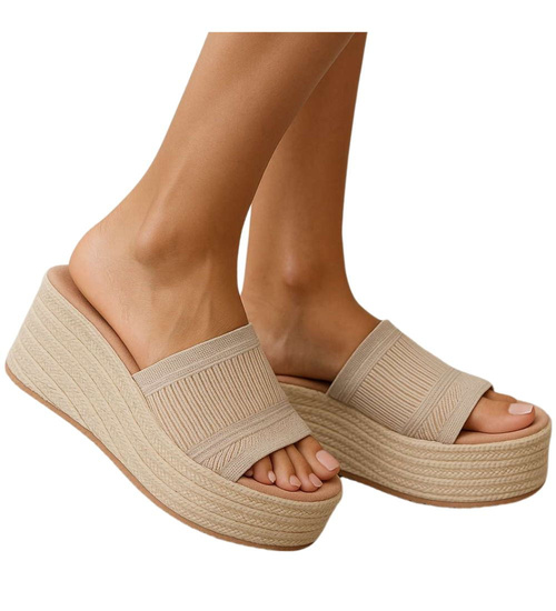 Beżowe klapki Seastar na koturnie i platformie /F5-3 17656 S582/