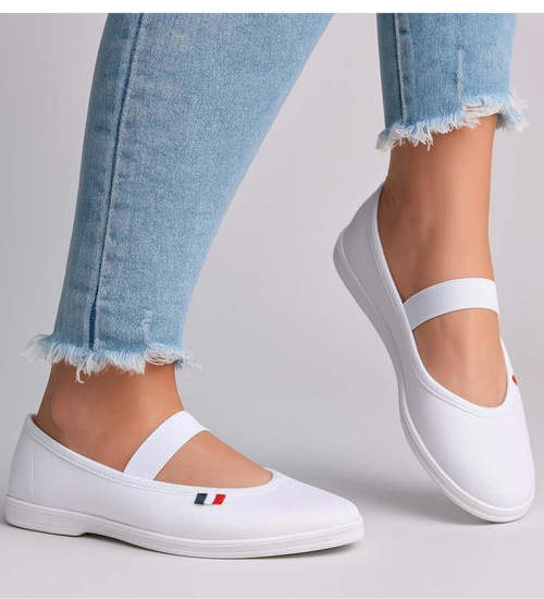 Białe wsuwane balerinki tenisówki czeszki / D6-1 15557 T295/