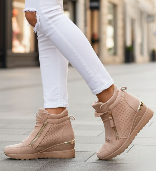 Beżowe sneakersy damskie na koturnie /E3-3 12827 T890/