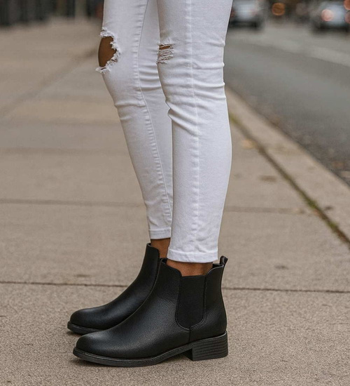 Botki damskie na płaskim obcasie wsuwane /E1-3 18242 T300/