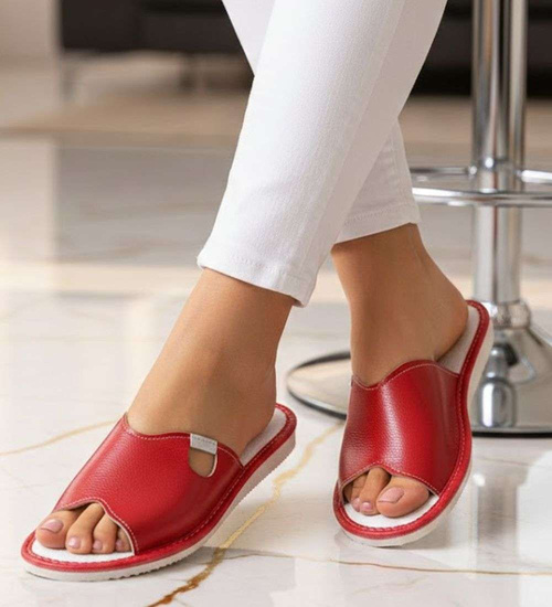 Czerwone domowe klapki kapcie /C2-1 16135 S165/