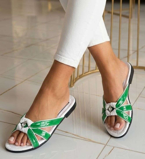 Klapki damskie na płaskim obcasie biało zielone /H2 14343 T005/