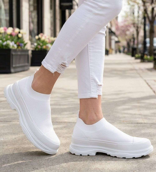 Białe trampki na platformie wsuwane /J5-2 18722 T7/
